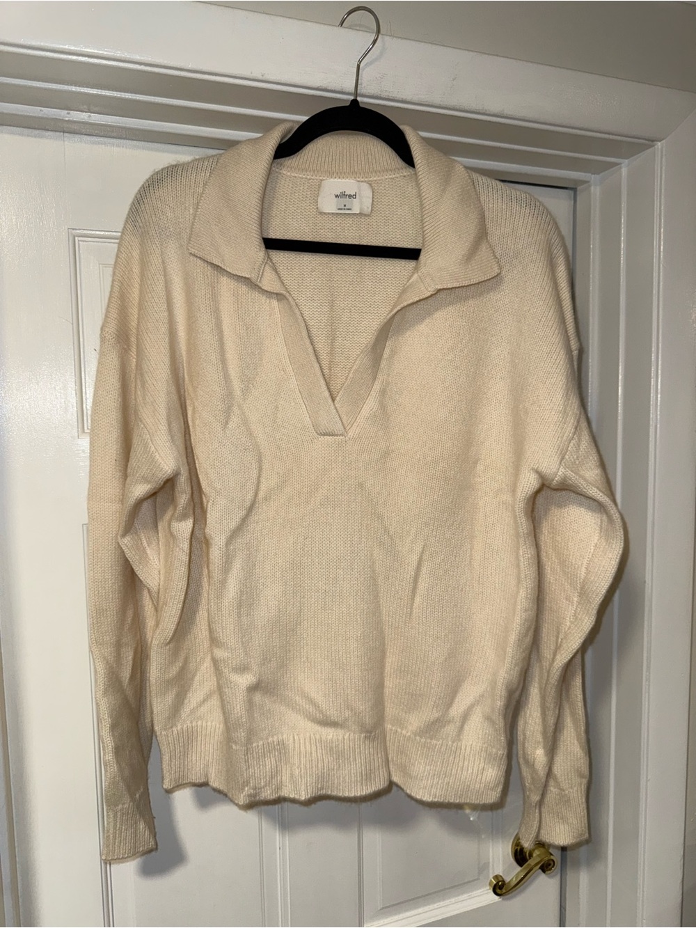 Aritzia Wilfred Cream Cashmere Sweater